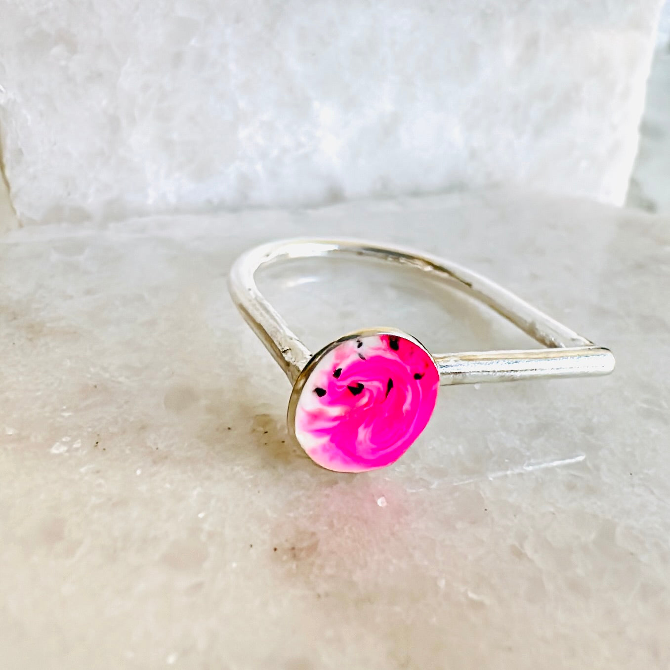 Anello donna elegante e colorato in argento 925