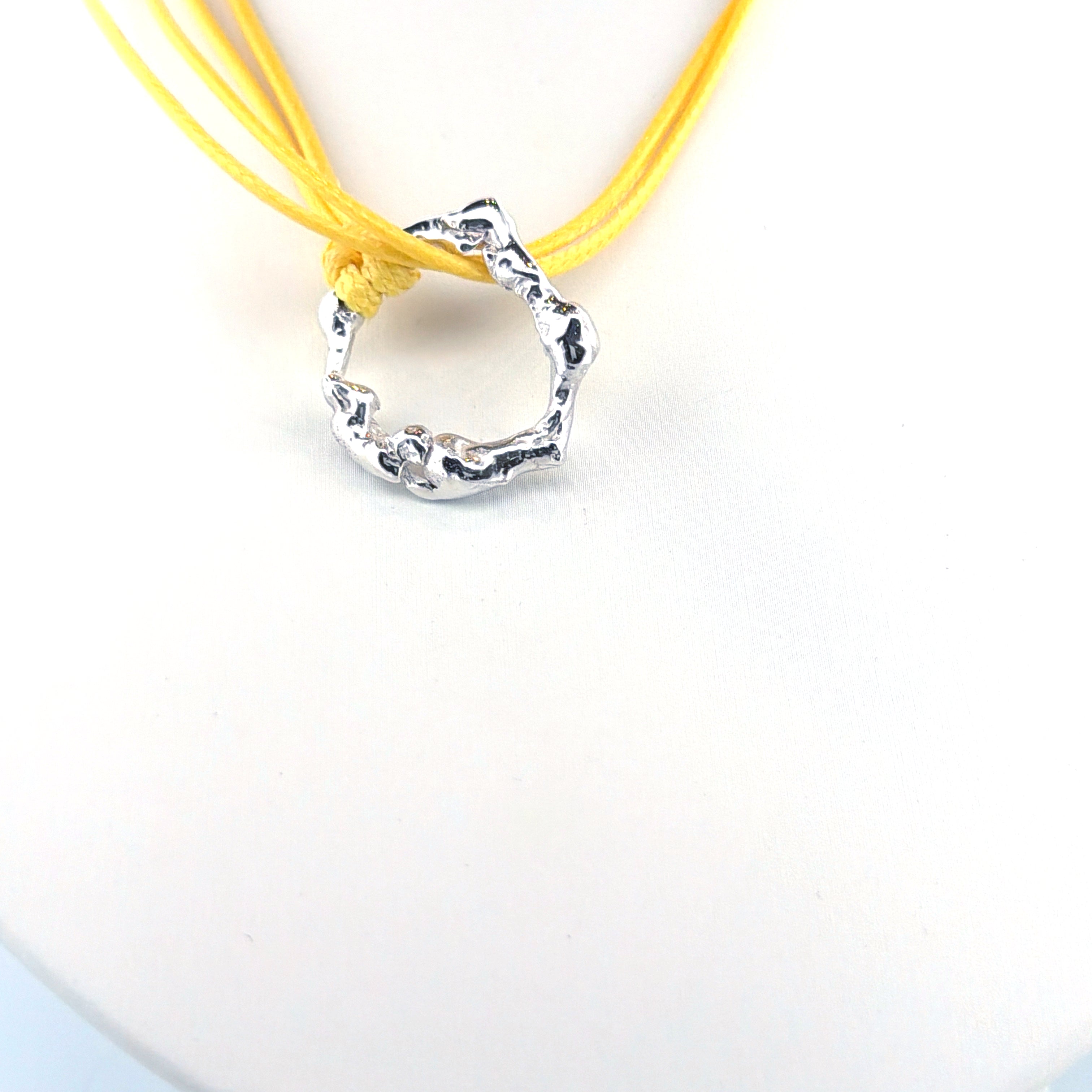 Collana Argento925 con Ciondolo Materico e Cordino Colorato | Gioiello Artigianale Farbilia